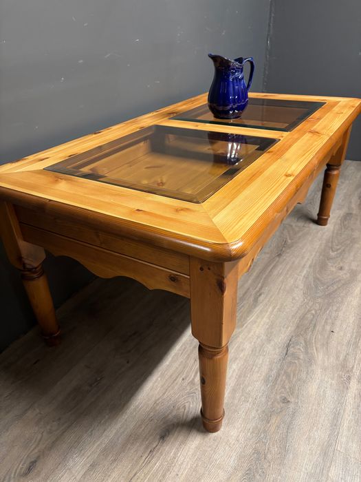 Măsuța cafea lemn masiv rășinoase