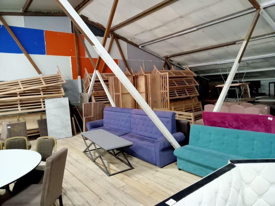 Диваны для кафе, оборудование для кухни