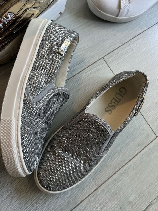 Обувки Guess, AX , Fila