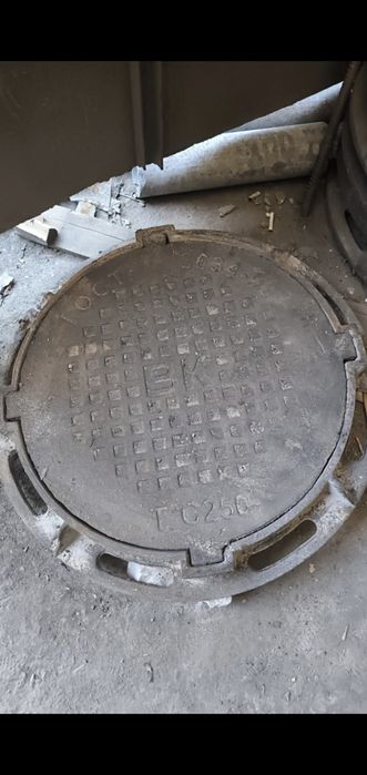 Чугунные люки , дождеприемники