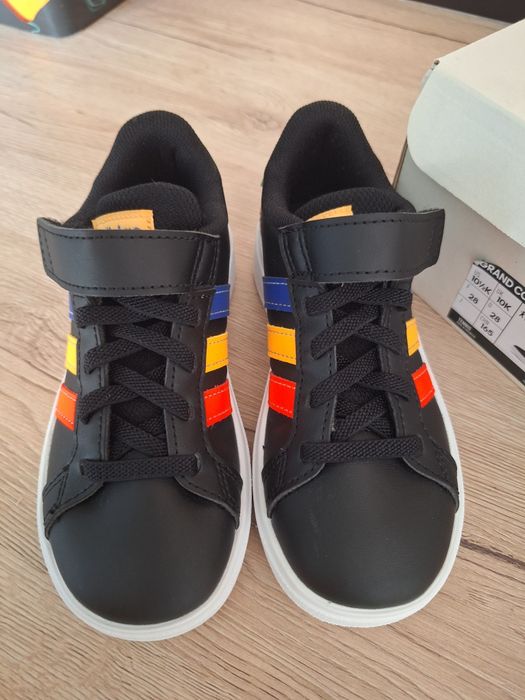 ADIDAS Обувки Grand Court Lifestyle Court
ЧИСТО НОВИ,БЕЗ ЗАБЕЛЕЖКА.
За по тясно детско краче са.На моето дете са тесни.
Номер 28 
Цена 18 евро