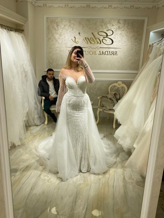 Vand rochie de mireasa, colectia 2024