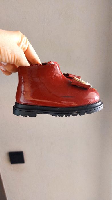 Ботиночки для девочки на осень