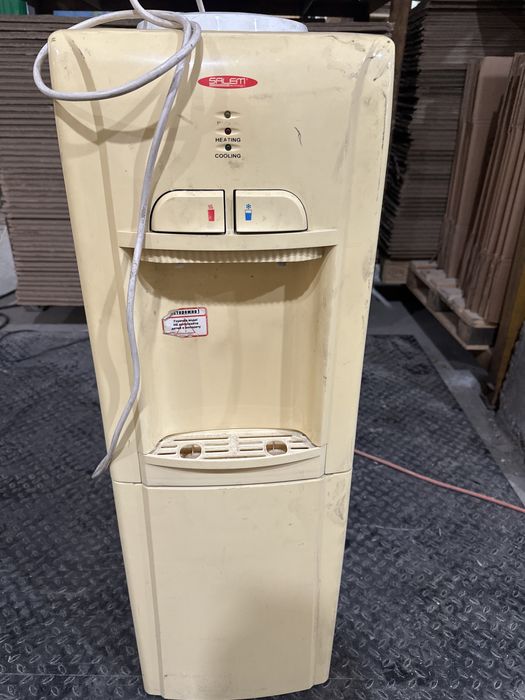 Продам кулер, диспенсер