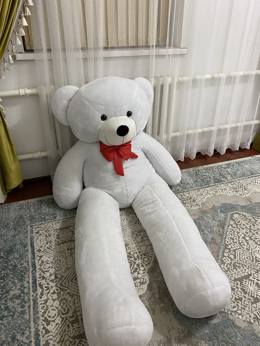 Белый мишка үлкен