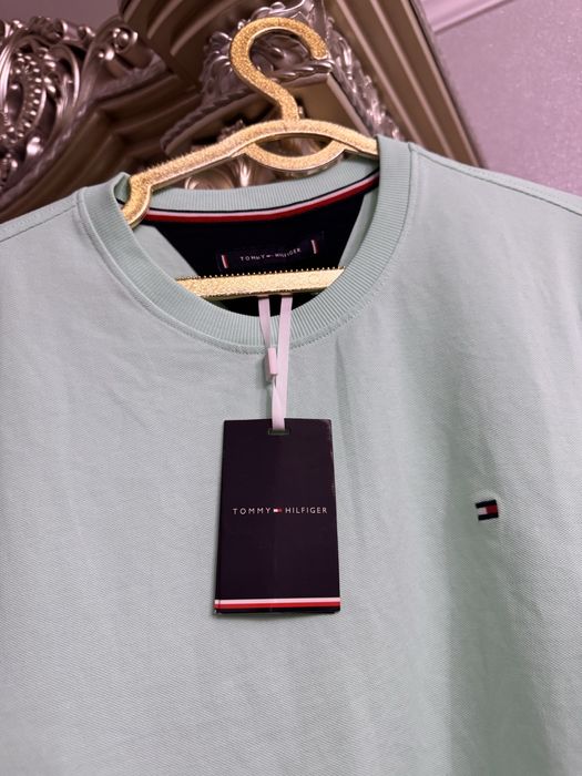 СРОЧНО ПО НИЗКОЙ ЦЕНЕ!!! Оригинал футболка от Tommy Hilfiger