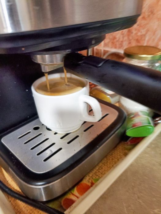Expresor cafea manual in stare foarte buna de funcționare,