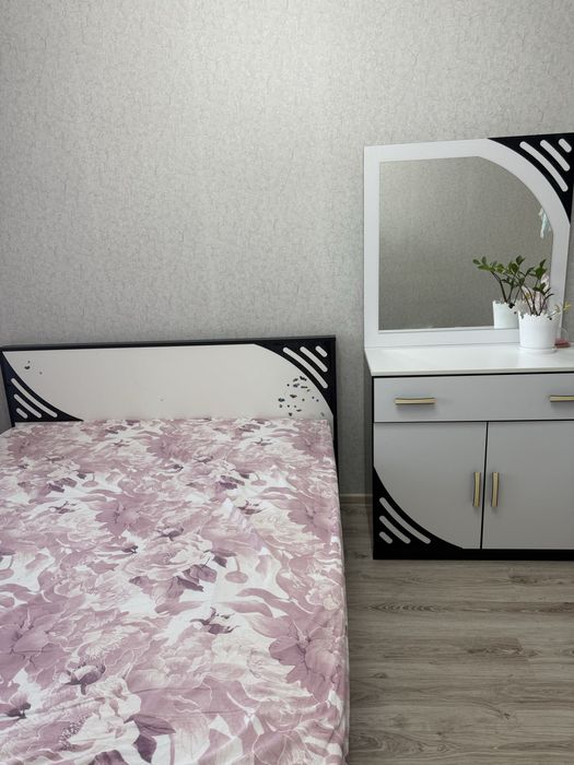 Продам кровать+ комод