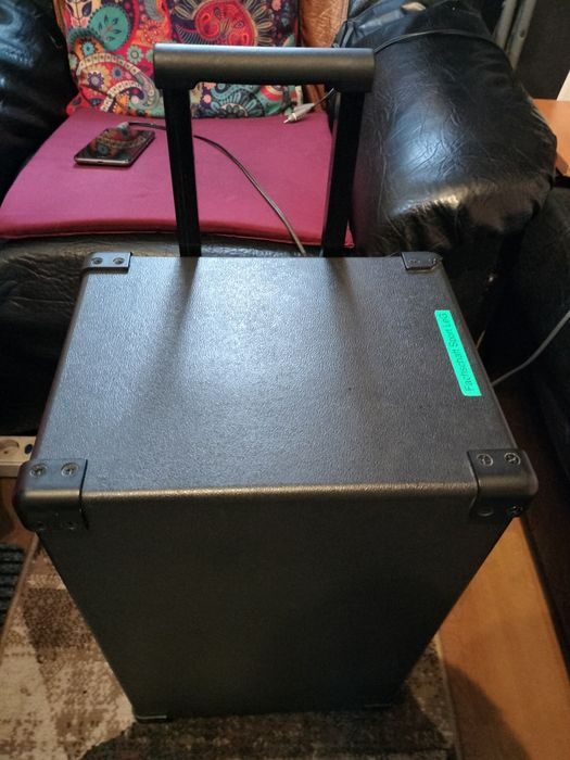 Boxa activa Trooler Ibiza 70w.