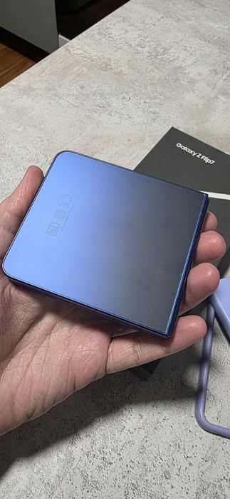 Samsung z flip 7 продам