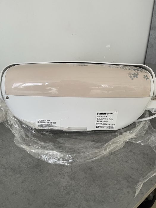 Электронная крышка-биде "Panasonic" для унитаза