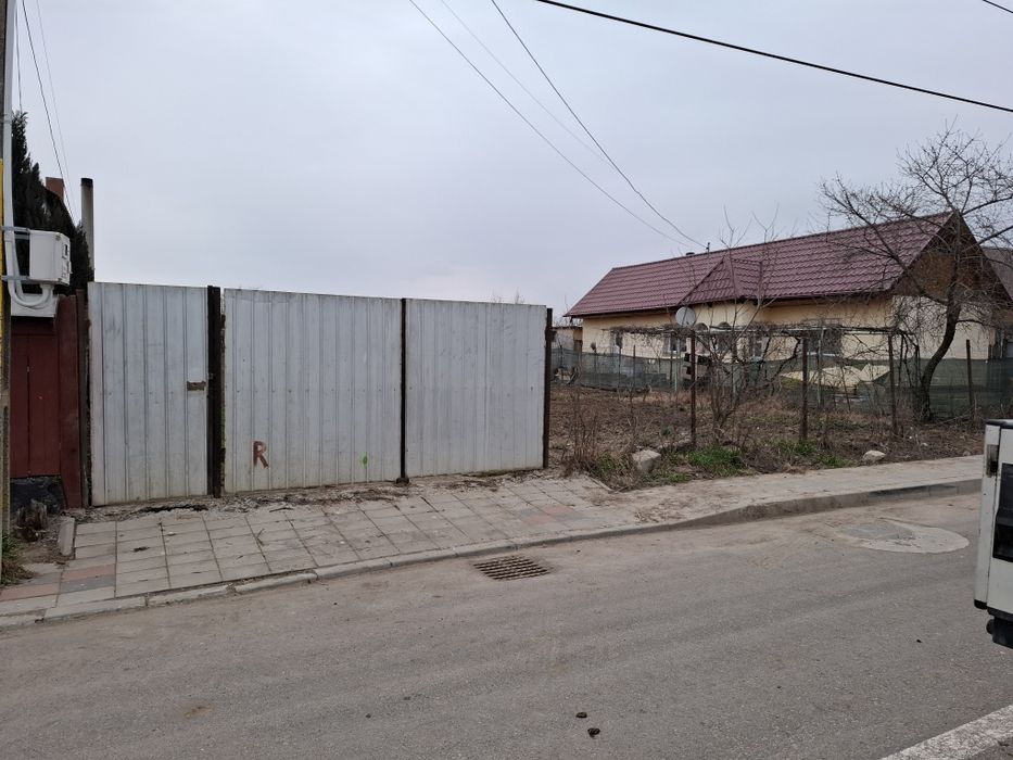 Vand teren intravilan!