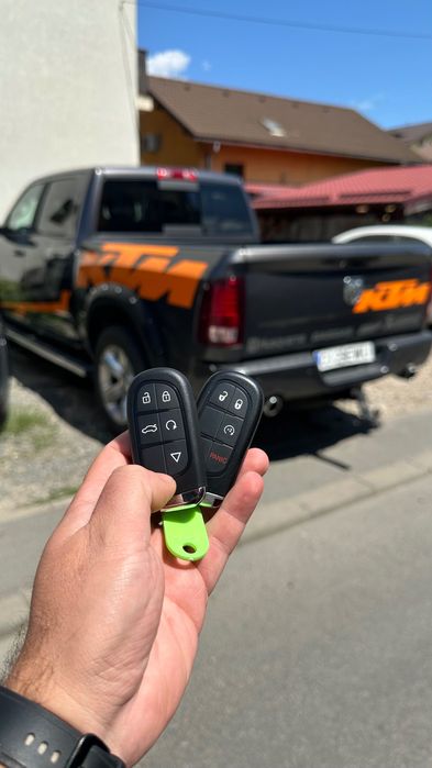 Chei auto cu cip și telecomandă | Copiere și programare | Elite Keys Florești