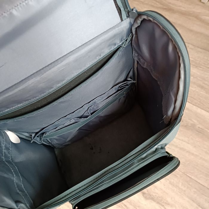 Школьный рюкзак продам