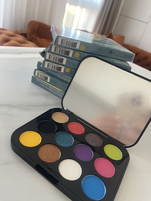 MAC - paleta - Connect In Colour Eye Shadow Palette 12 shades