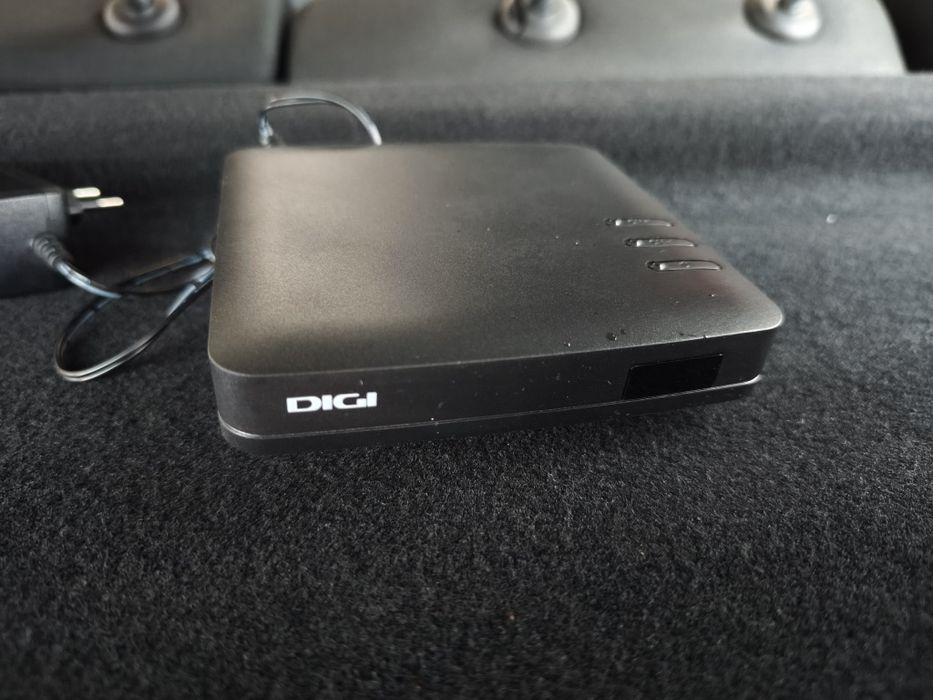 Vând ruter marca proprie Digi