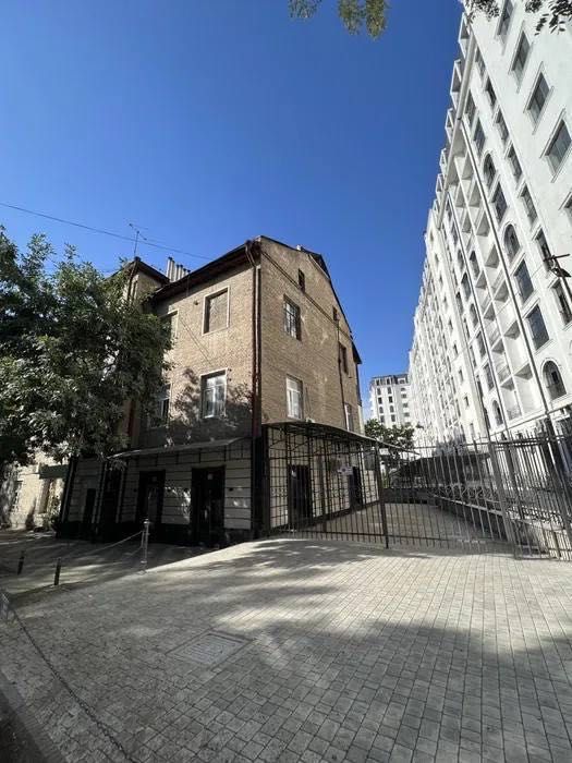 Аренда Офис, Гидрометцентр 95м2