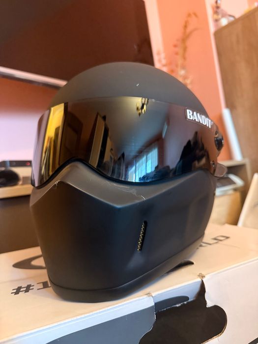 Мото каска Bandit Размер: L (използвана)