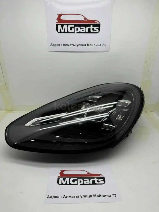 Фара б/у оригинал от Porsche Cayenne 958 рестайлинг лед 14-18г