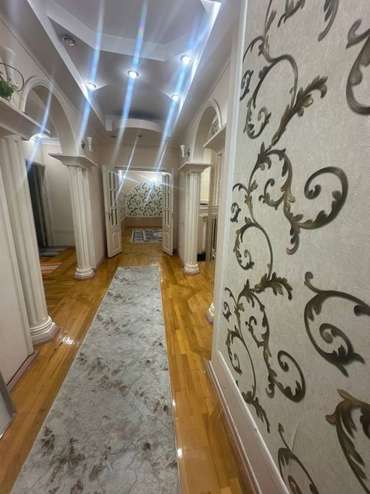 Arenda  3 xona Chorsu Roysin 130kv