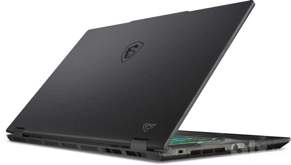 + Ноутбук MSI Cyborg 17 (Core 7-240H/8GB/512GB/RTX 5050)