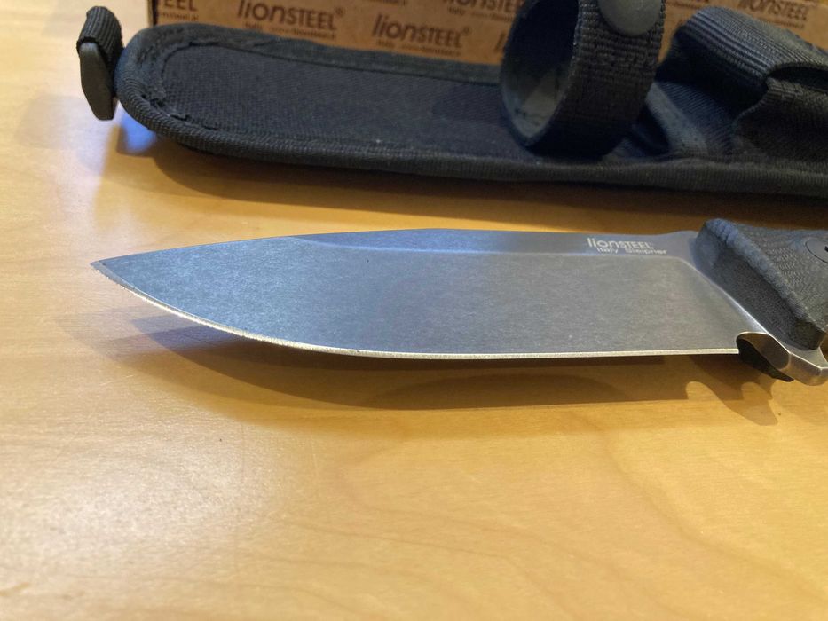 Cuţit Lionsteel M5 M5BG10 + husa (nou, nefolosit)