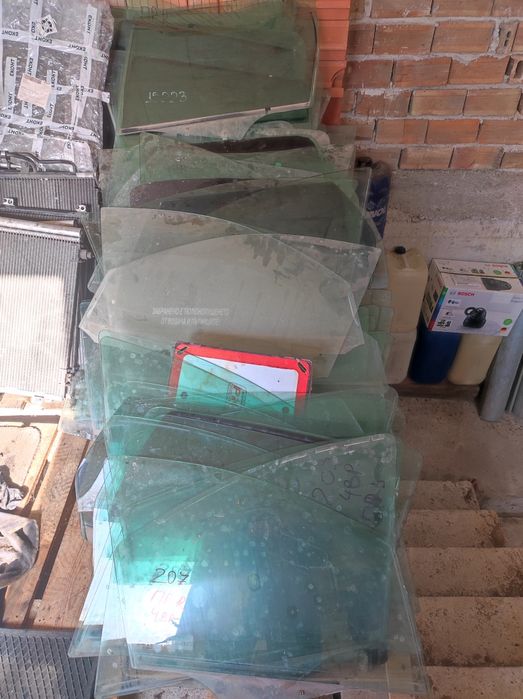 Странични стъкла(на вратите)за Пежо-206,207,307,308,406,407