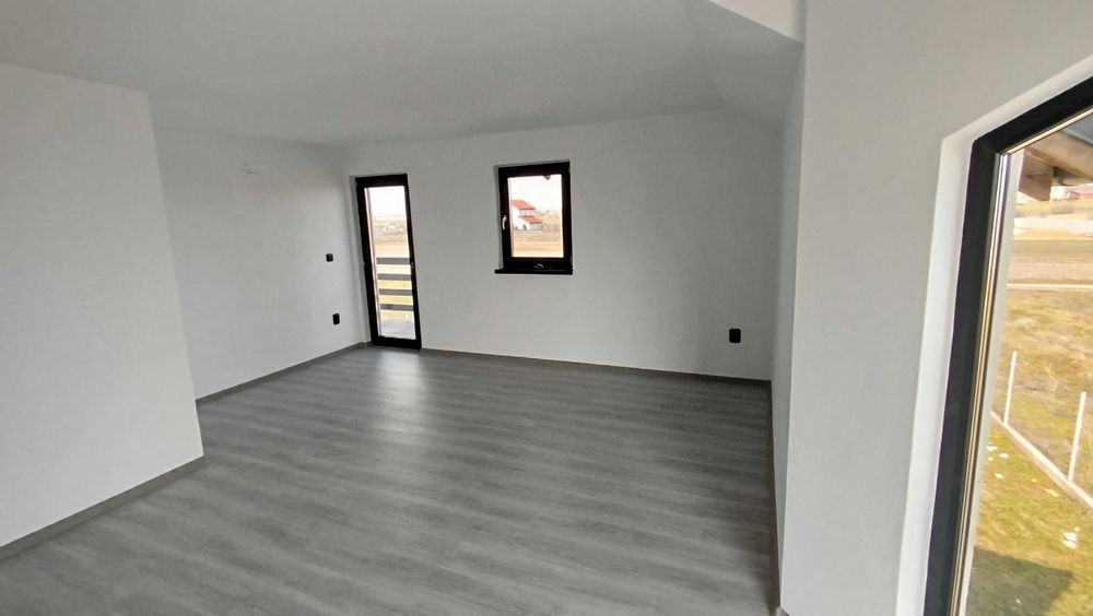 Casa P+1 finisata, 183mp cu 600mp teren