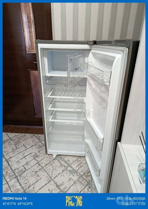 Холодилник LG сотилади