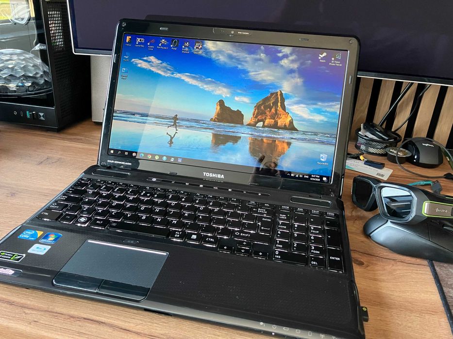 Laptop Toshiba A665, 3d Vision, bluray, tv tuner