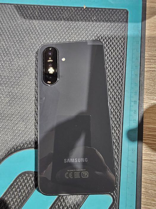 Samsung galaxy a36