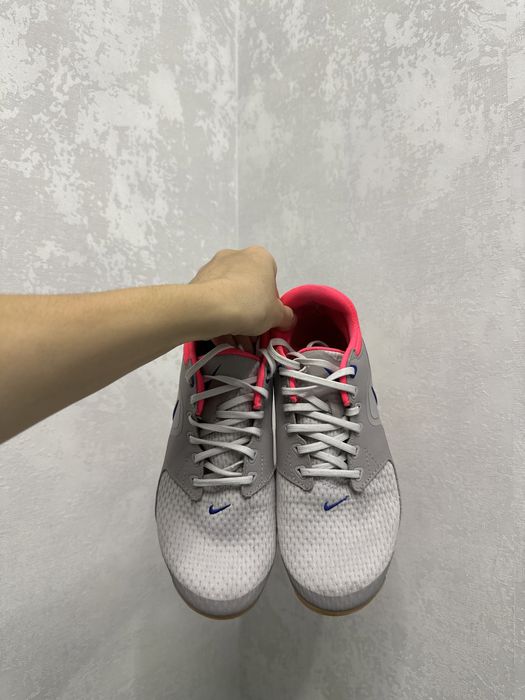 Женские кроссовки nike