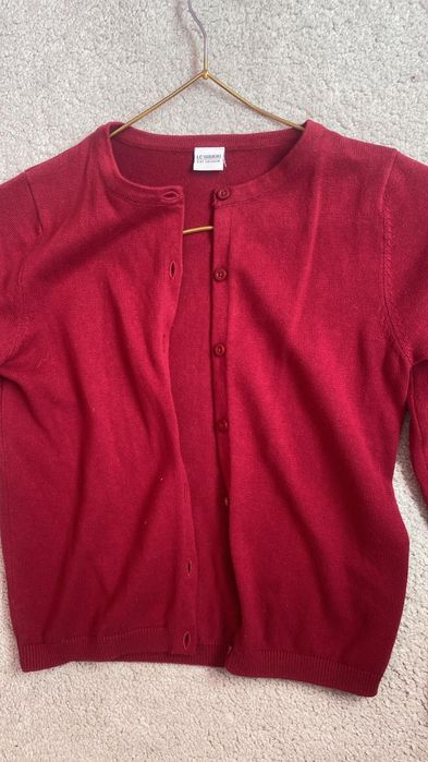 Дрехи за момиче дънки жилетки