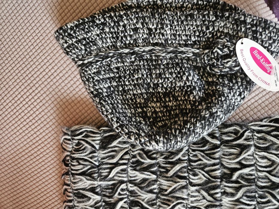 Комплект шапка и шал