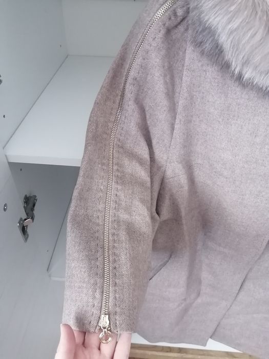 Продам пальто фирмы Loreta