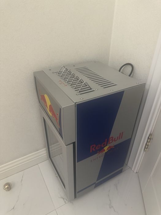 Холодильник от red bull