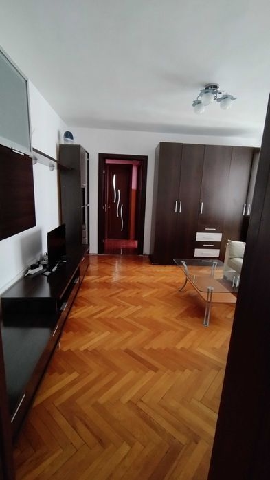 Închiriez apartament in regim hotelier in Turda