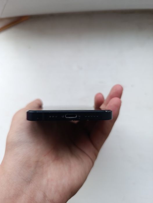 iPhone 12 128 гигабайтов