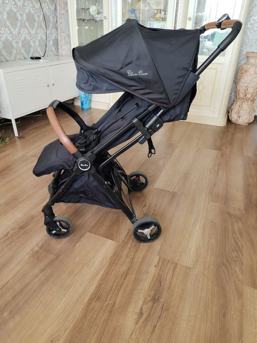 Коляска прогулочная.2шт