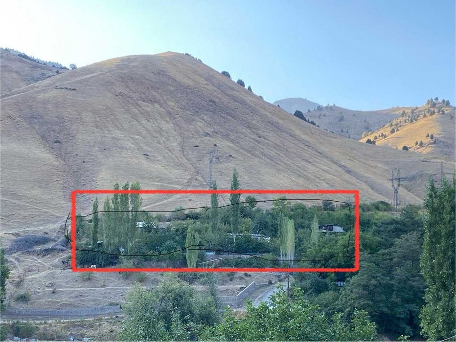 Продаётся участок 53 сотки с кадастром в Янгиабаде (сад и дом).