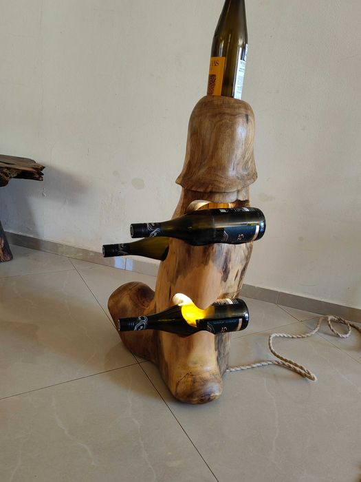 Арт Винарна от орех