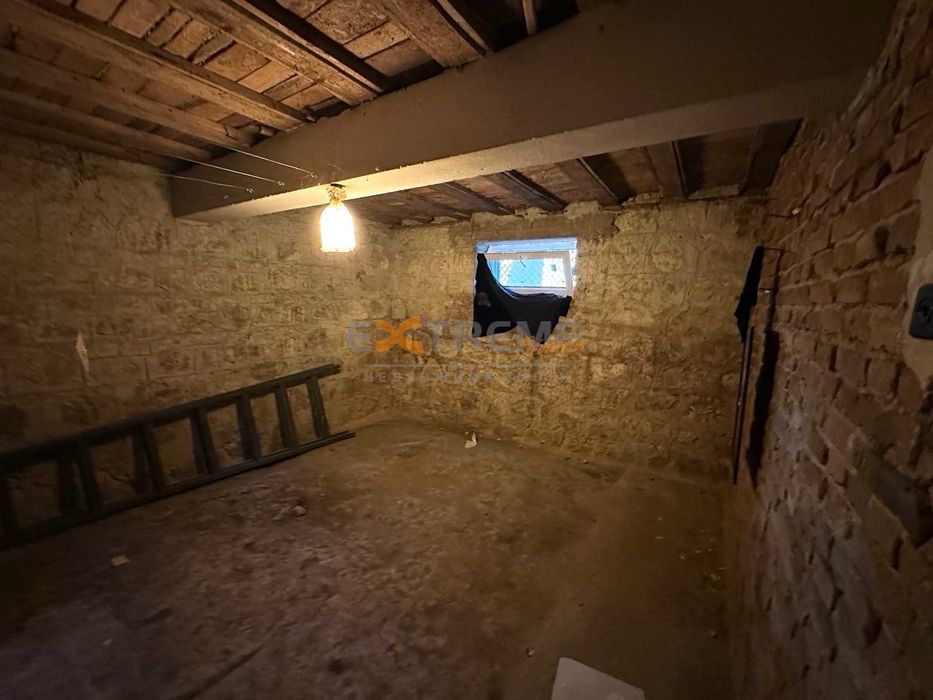 Дава се под наем Офис в Варна, Гръцка махала - 98 кв.м за 850 € - Снимка #14