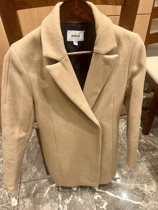 Дамско палто Stradivarius