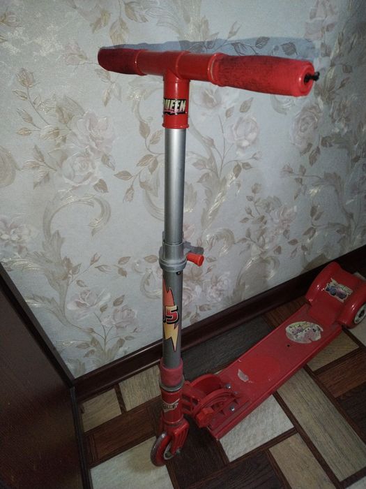 Самокат детский.