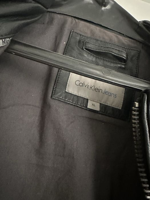 Calvin Klein кожено яке