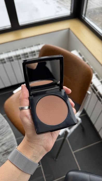 бронзер от bobbi brown оттенок Natural