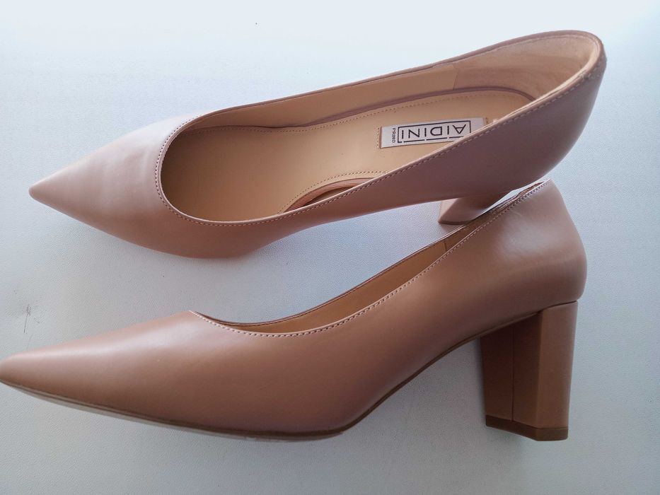 Продам кожанные туфли