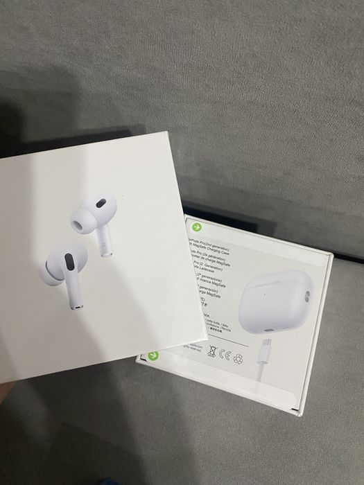 AirPods pro, Часы новые
