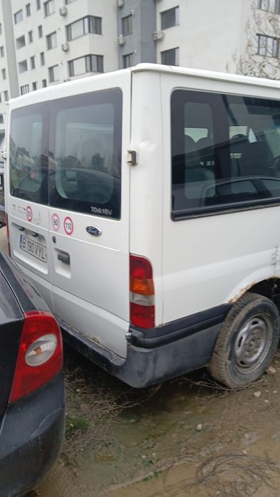 Vindem masini autoutilitare