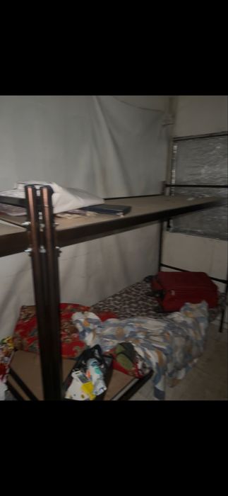 Двух этажный кровать